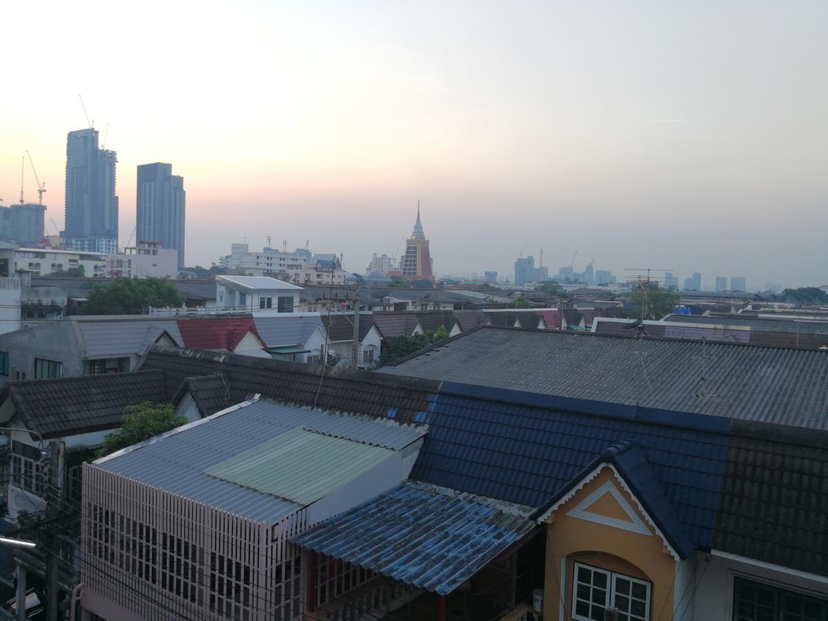 Wj Hostel Бангкок Экстерьер фото