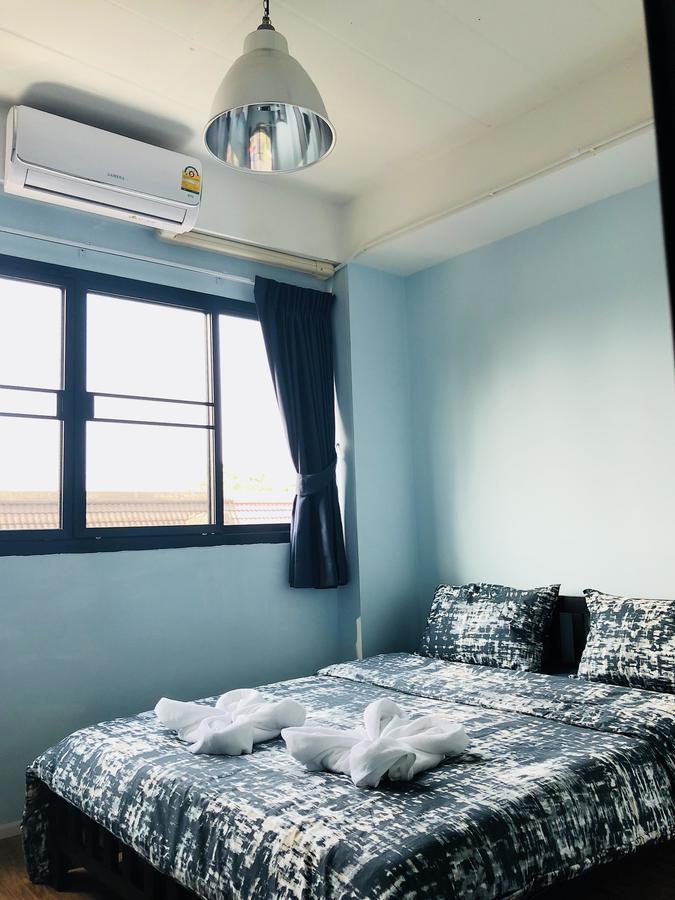 Wj Hostel Бангкок Экстерьер фото