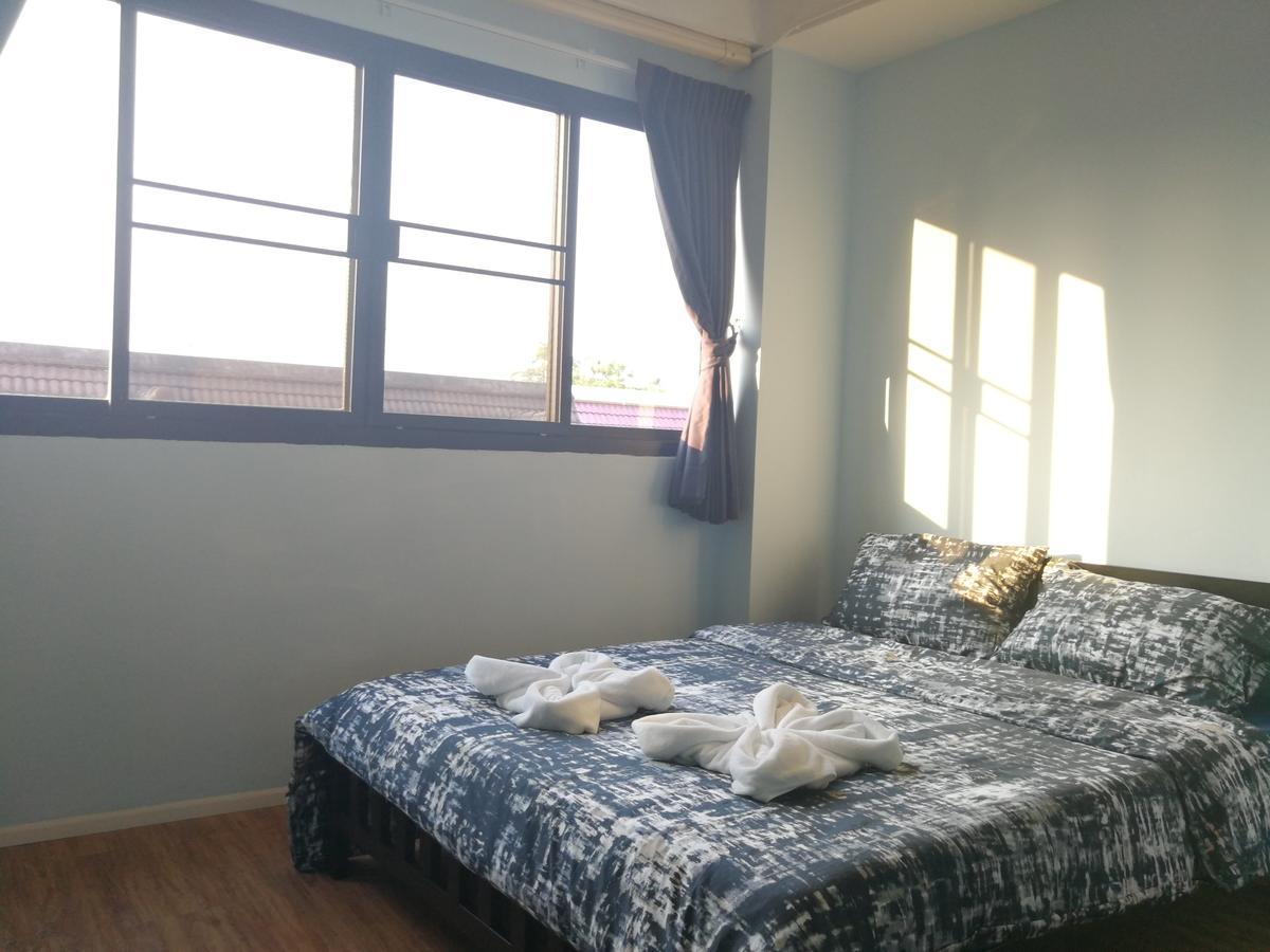 Wj Hostel Бангкок Экстерьер фото