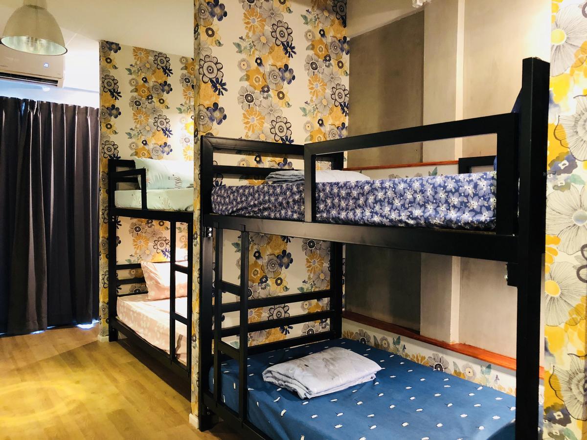 Wj Hostel Бангкок Экстерьер фото