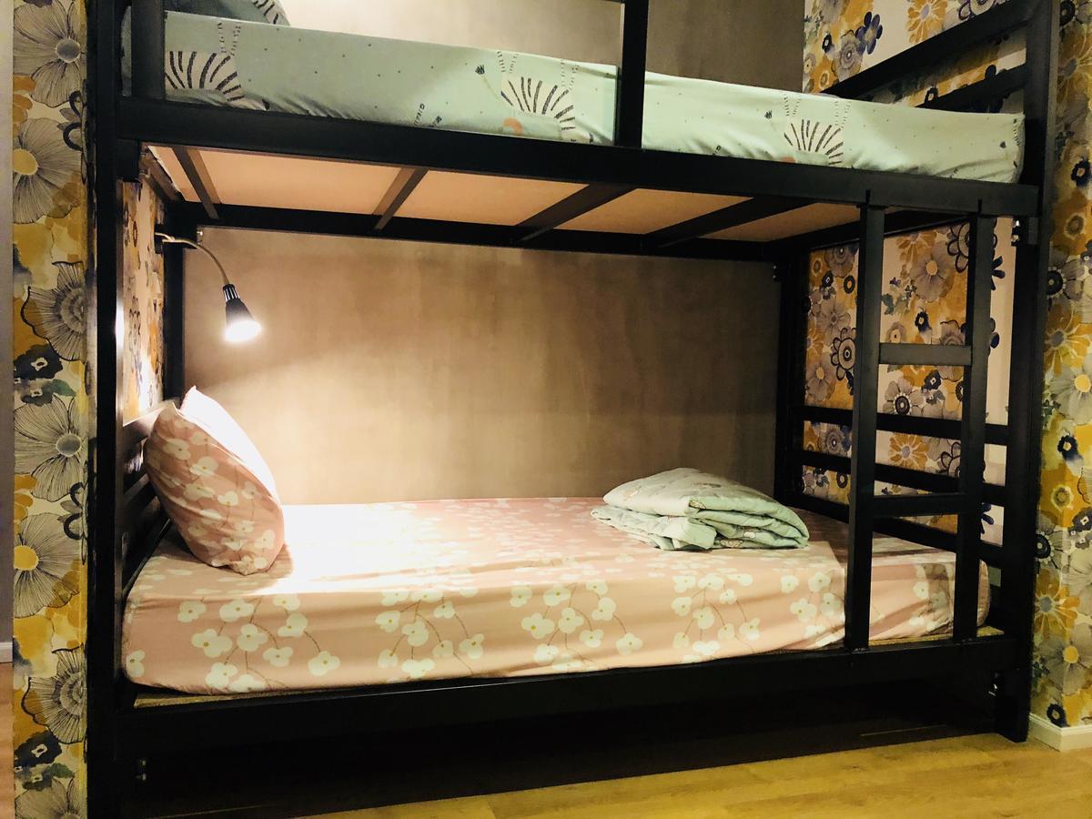 Wj Hostel Бангкок Экстерьер фото