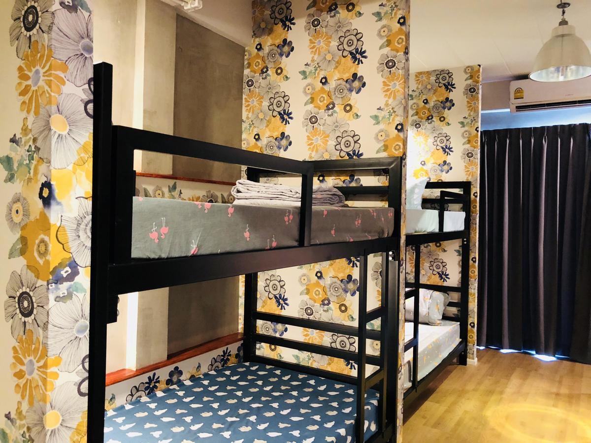 Wj Hostel Бангкок Экстерьер фото